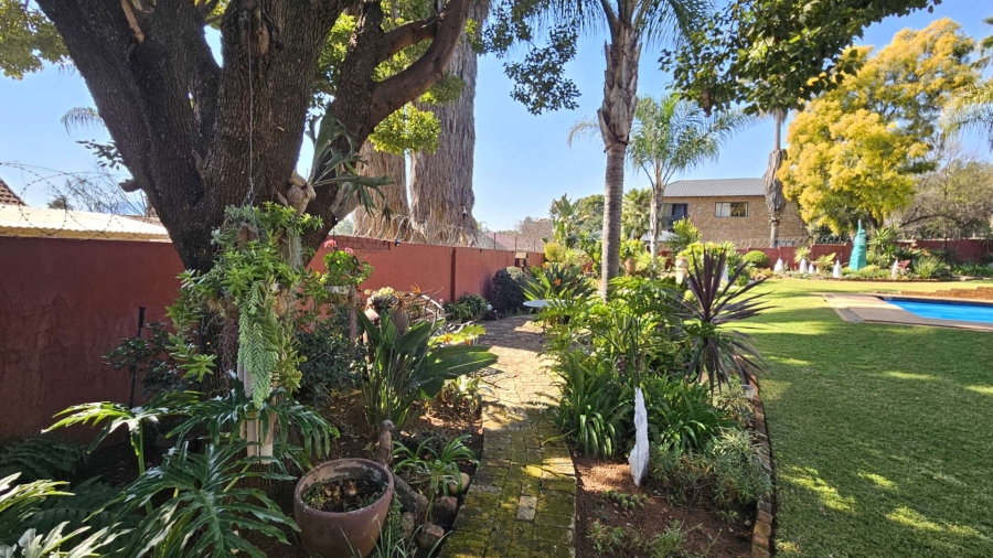4 Bedroom Property for Sale in Ifafi North West